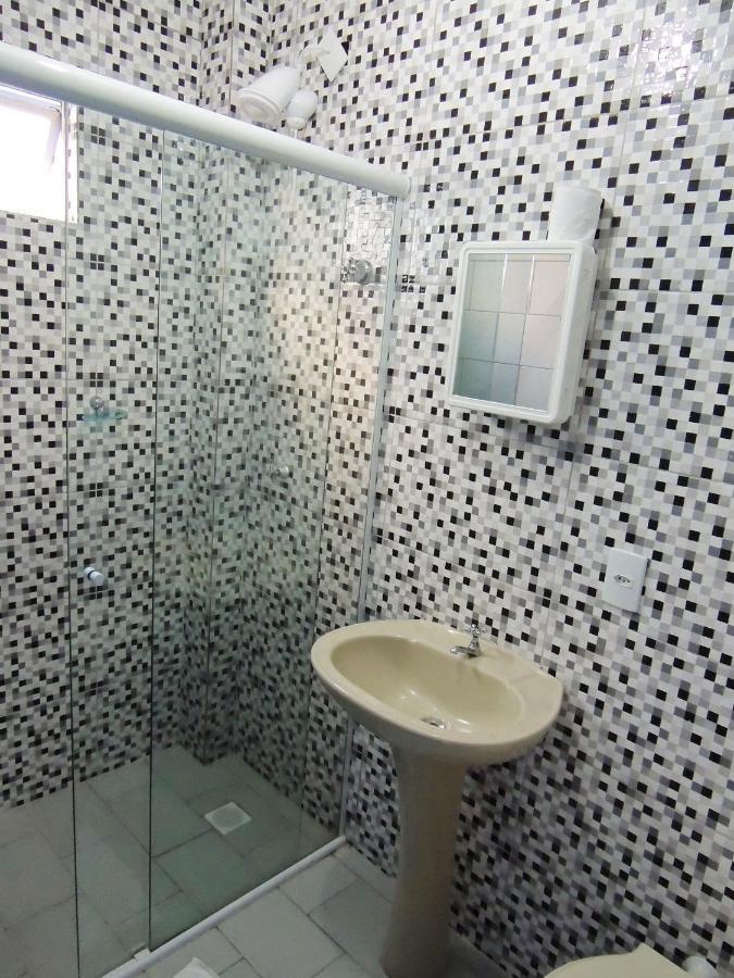Cabanas Hostel & Suites Balneário Camboriú Exteriör bild