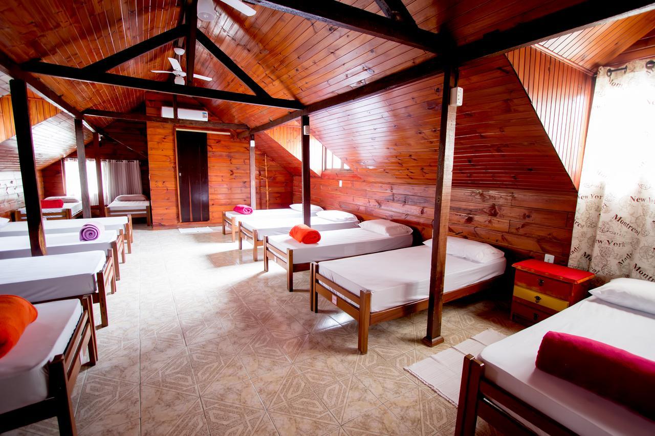 Cabanas Hostel & Suites Balneário Camboriú Exteriör bild