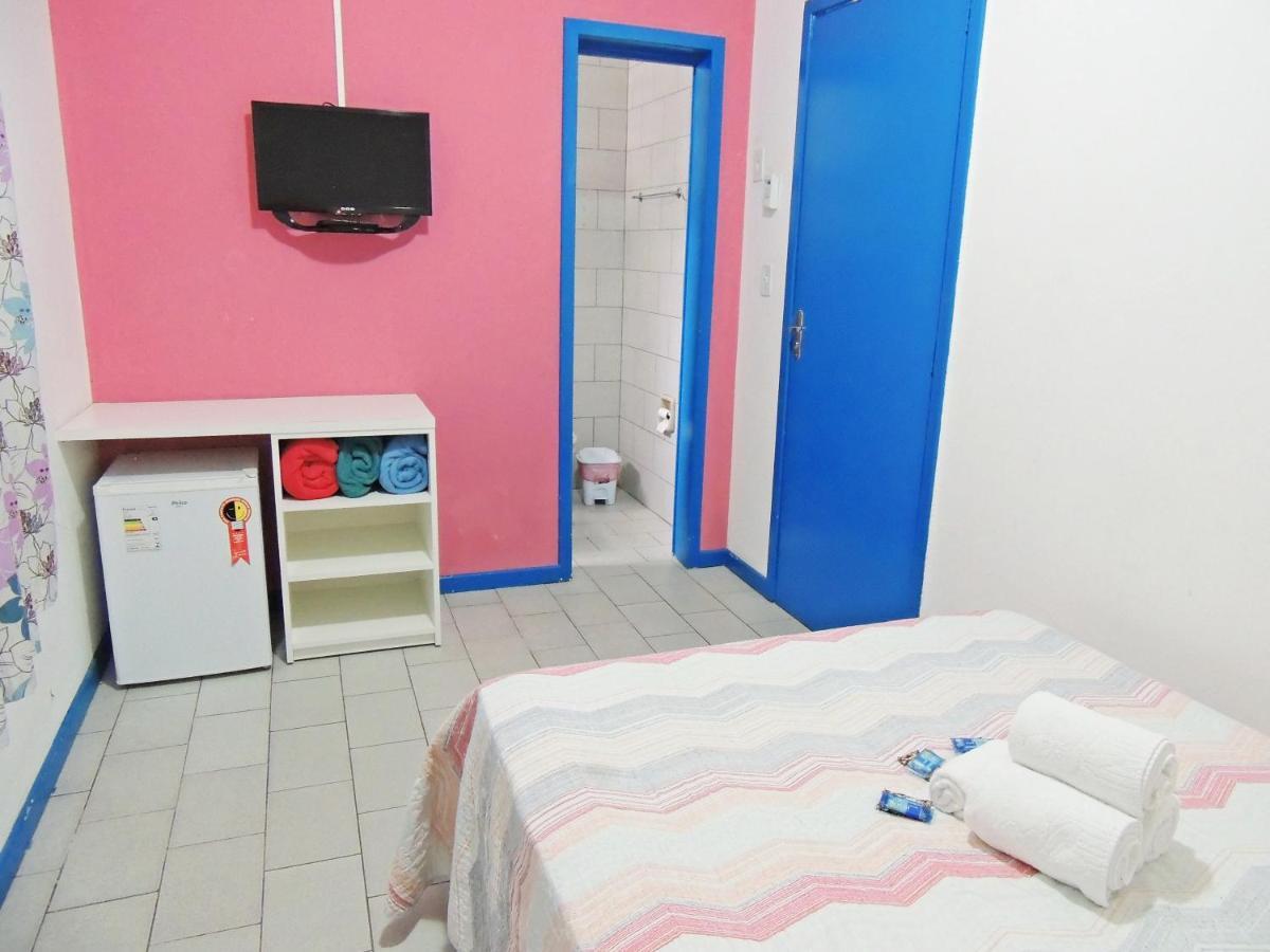 Cabanas Hostel & Suites Balneário Camboriú Exteriör bild